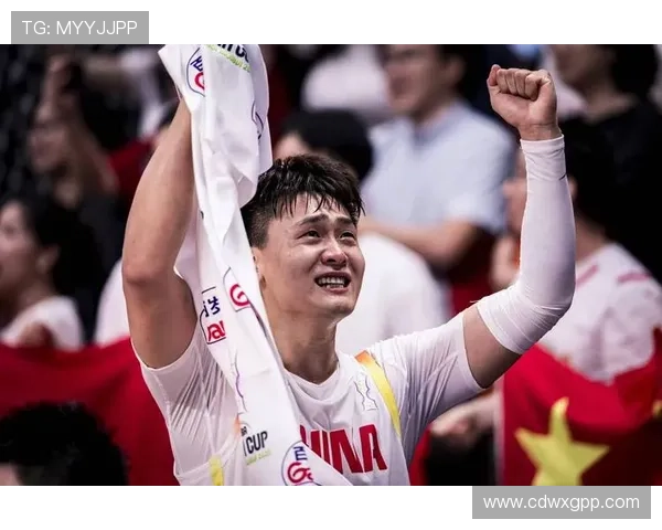 中国男篮迎战世界强队，备战世界杯赛季全力冲击前八目标