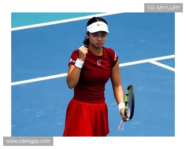 中国网球新星横扫世界排名前十 强势晋级大满贯四强再创历史