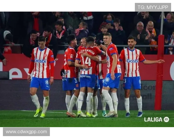 欧洲豪门鏖战正酣 新星爆发助力球队改写本季争冠格局走向巅峰之路